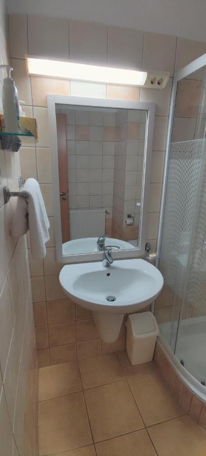 Greti Apartman Zalakaros Bagian luar foto